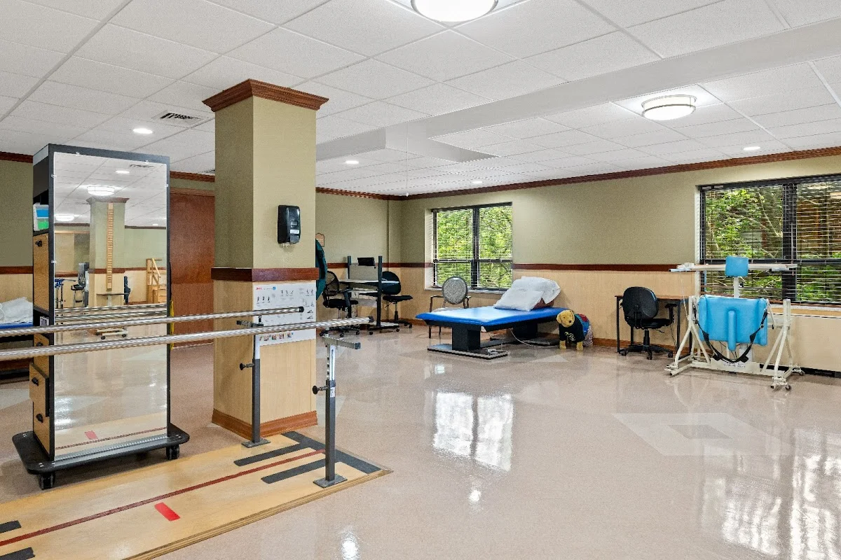 Caring Heart Rehabilitation and Nursing Center - interior photo