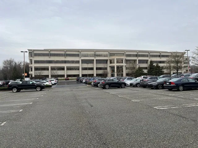 Exterior view of Philadelphia detox center — car