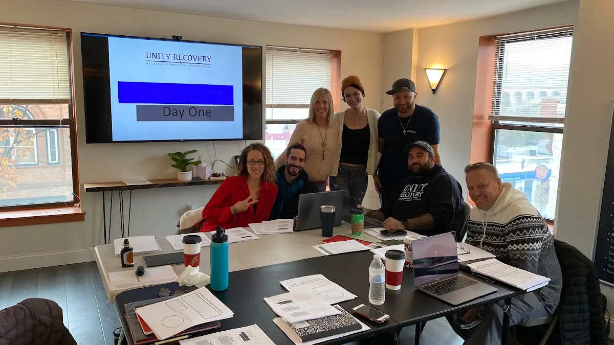 Unity Recovery - interior photo