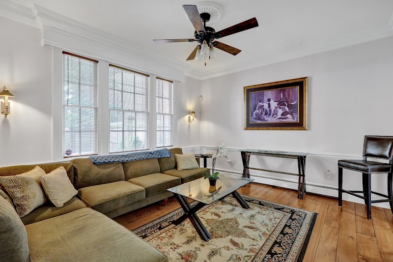 Porchlight Recovery - Houses & sober living facility in Lancaster PA - Photo 3