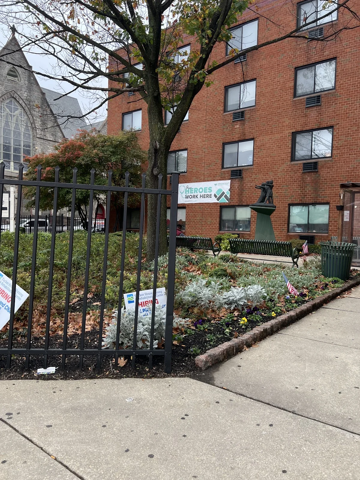 Tucker House Rehabilitation & Nursing Center - Photo 2