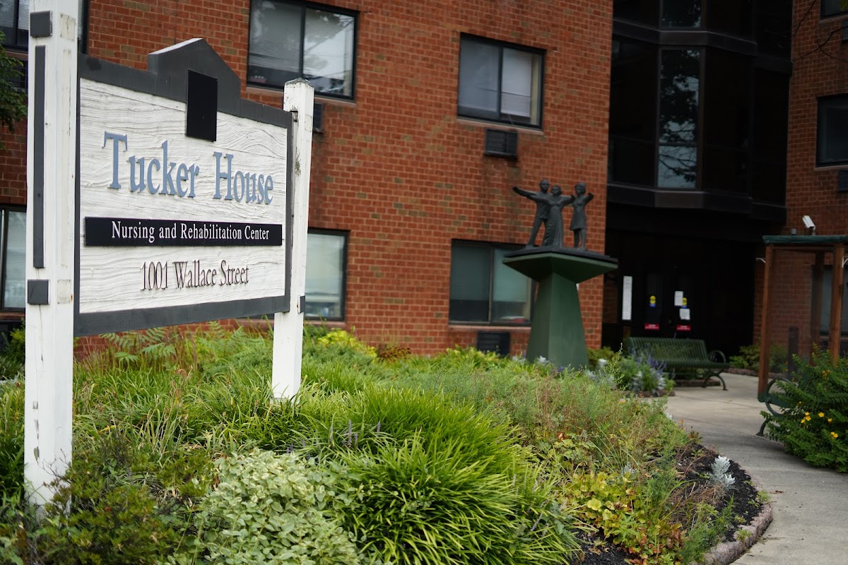 Tucker House Rehabilitation & Nursing Center - Photo 5