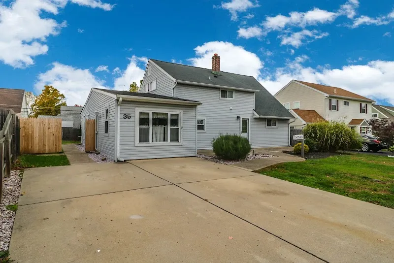 Emilie House Sober Living - Photo 4