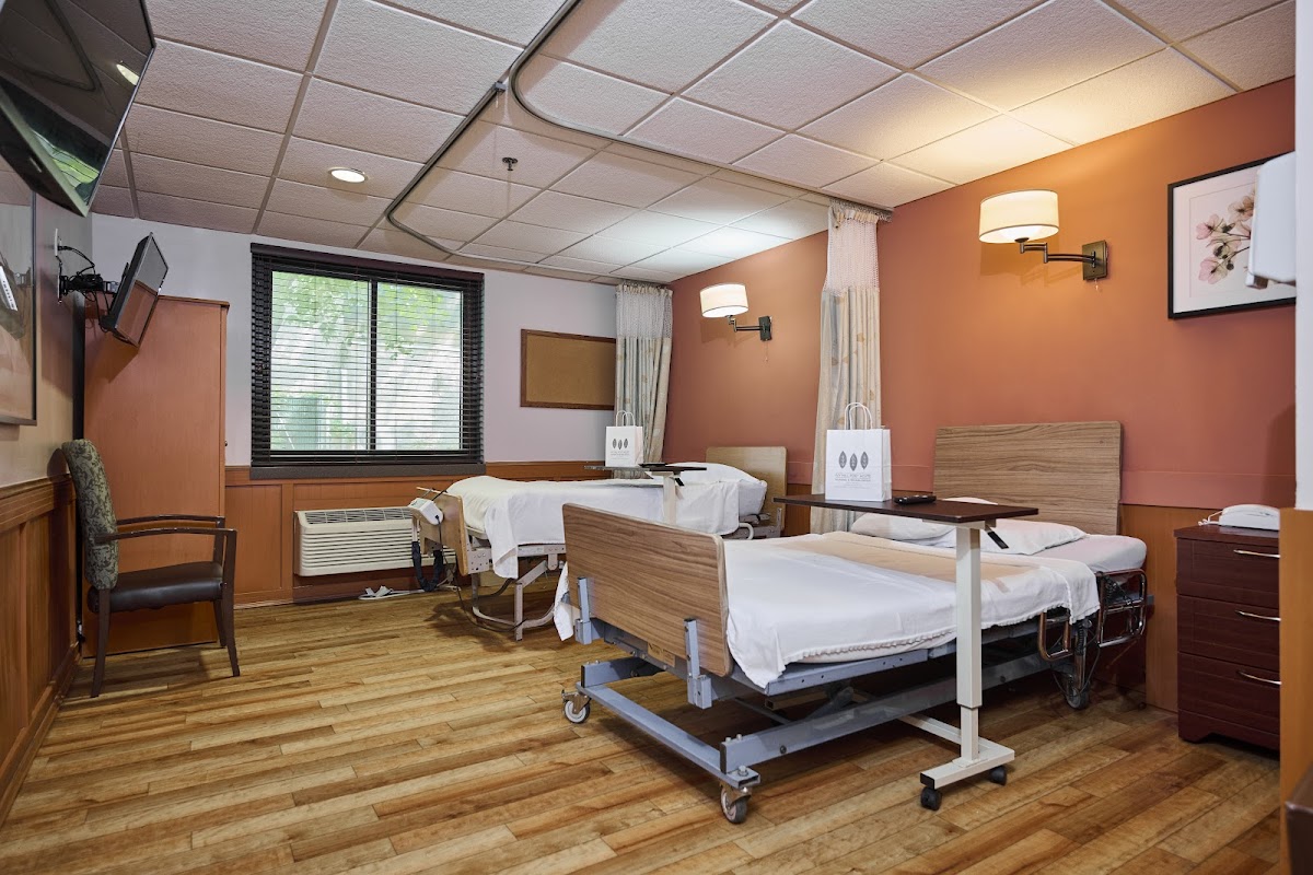 Ivy Hill Post Acute Nursing & Rehabilitation - Photo 6