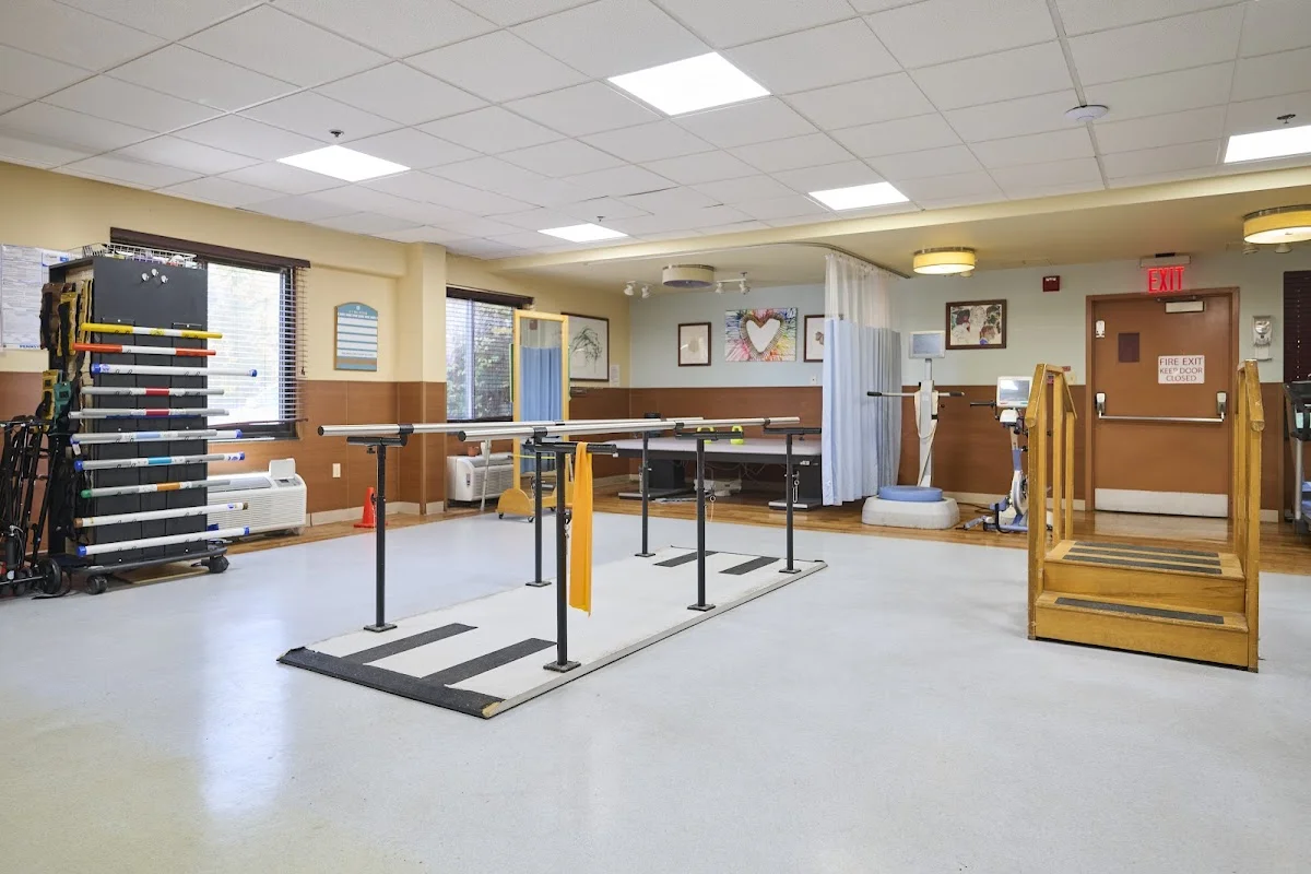 Ivy Hill Post Acute Nursing &amp; Rehabilitation - interior photo